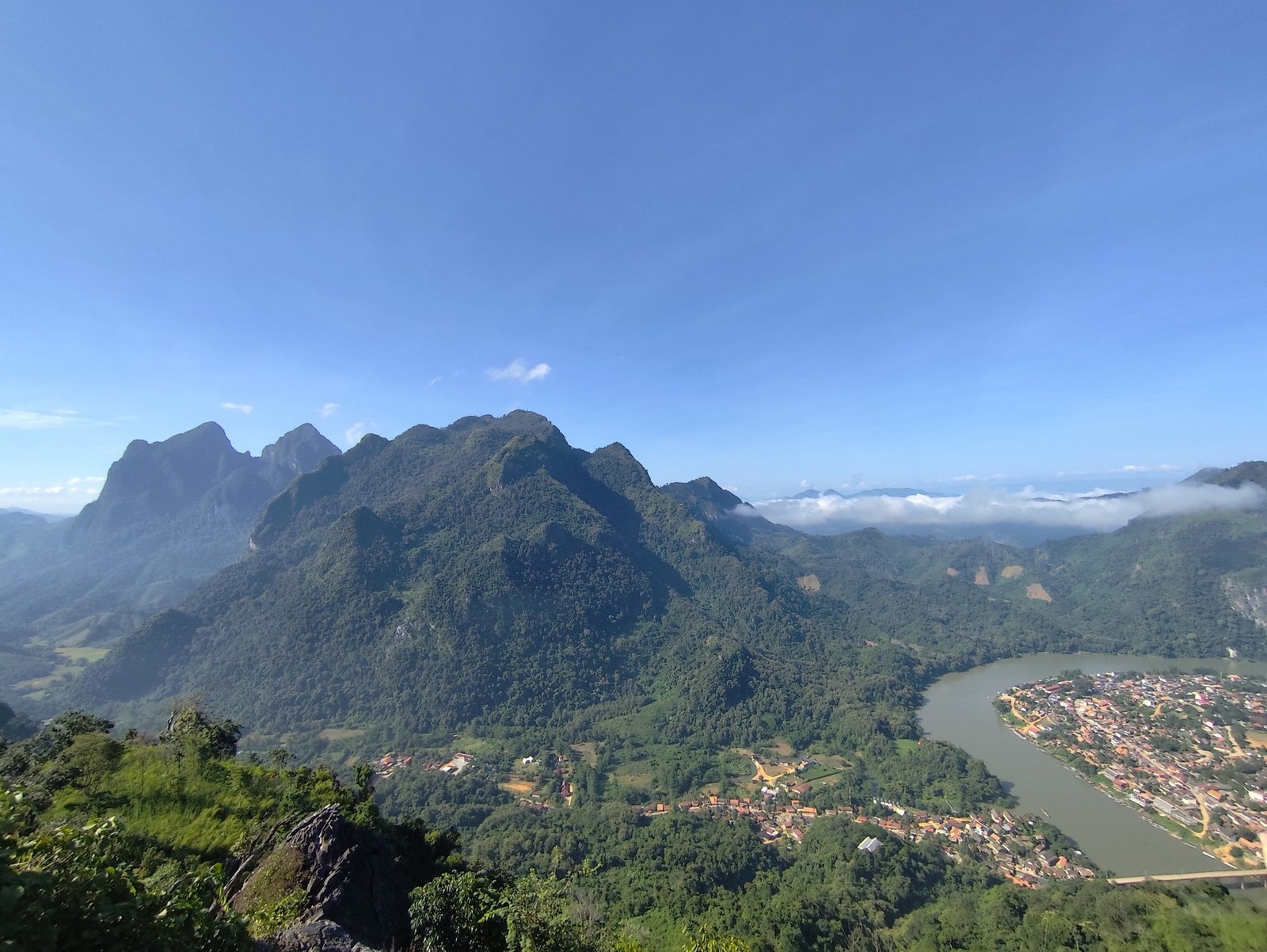 Luang Prabang Cycle To Hanoi Tour 8 Days